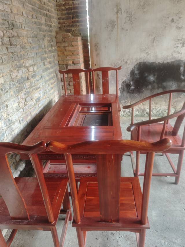 泡茶桌椅一套 2